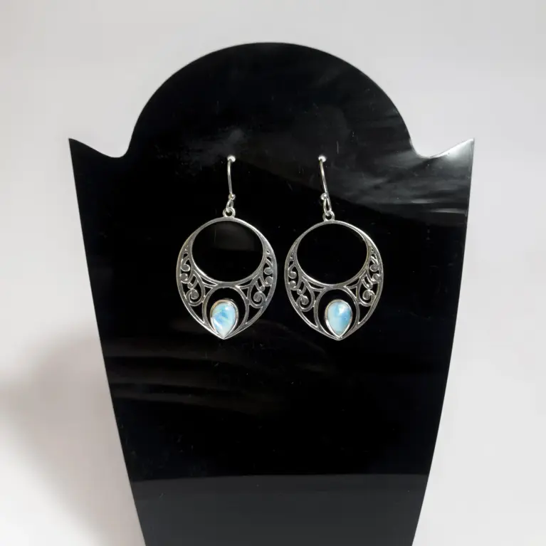 Brincos em Prata 925 com Larimar - Serenidade e Comunicação