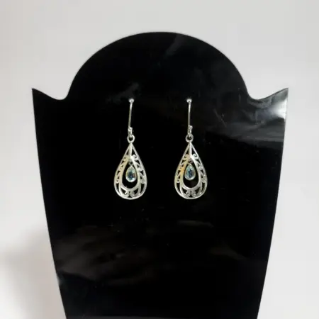 Brincos em Prata 925 com Topázio Azul - Elegância e Serenidade