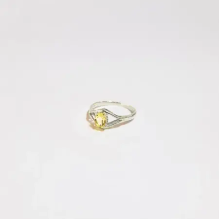 Anel em Prata 925 com Citrino - Prosperidade e Alegria