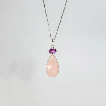 Pingente em Prata 925 com Quartzo Rosa - Amor e Delicadeza