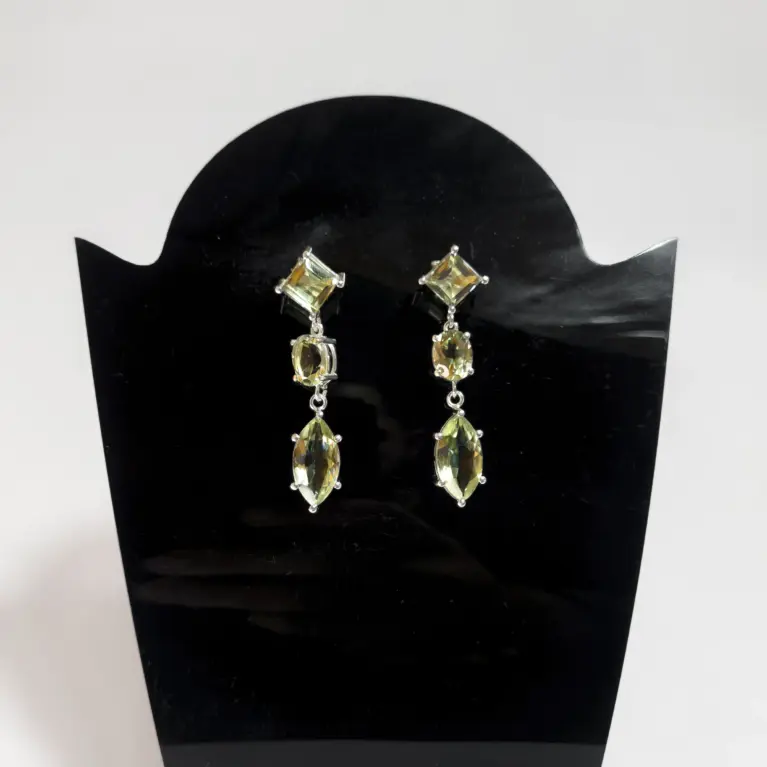 Brincos em Prata 925 com Praziolita - Renovação e Compaixão